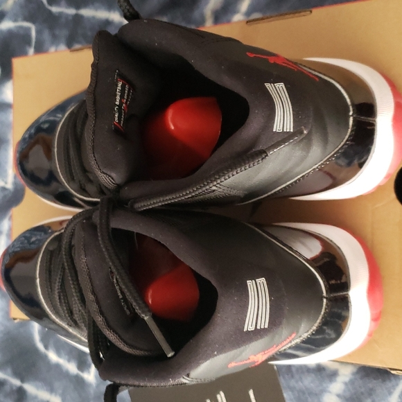 Jordan 11 bred - Picture 4 of 8